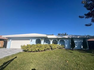 3244 NW 25th Way, Boca Raton, FL 33434