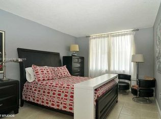 1800 Sans Souci Blvd APT 125, North Miami, FL 33181