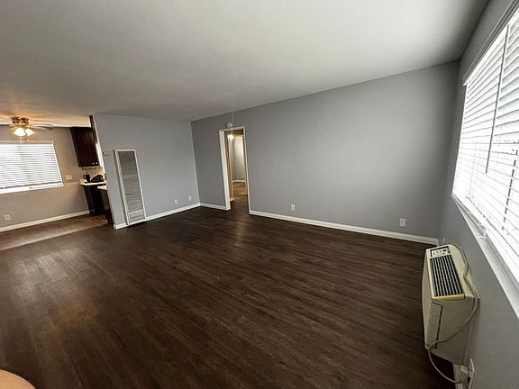 4th image of 336 Claydelle Ave #7
