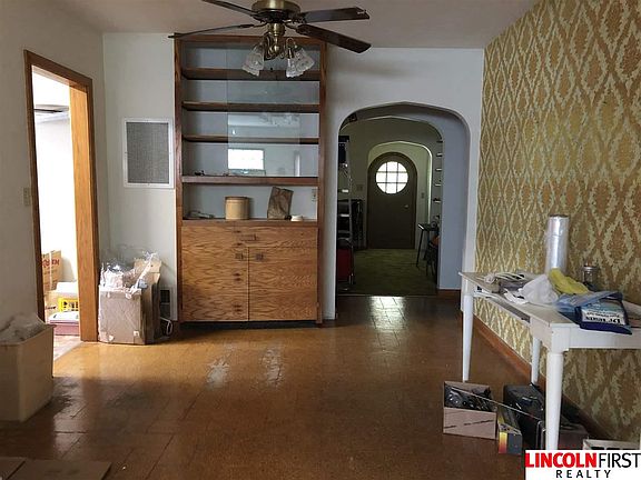 4th image of 420 S 45th St