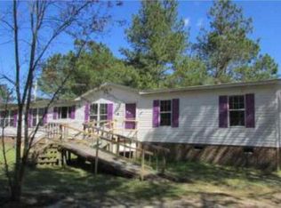 7121 Red Springs Rd, Red Springs, NC 28377