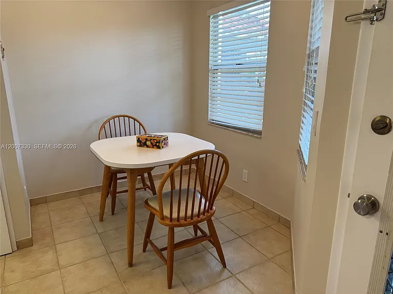 12501 SW 14th St #112R — Photo 7