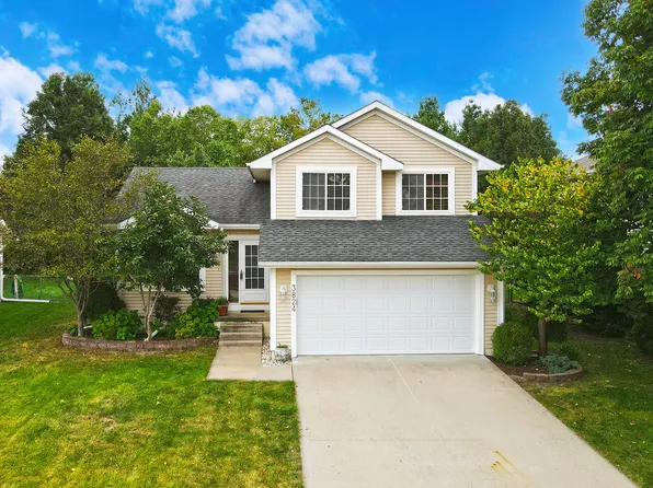 3824 122nd St, Urbandale, IA 50323