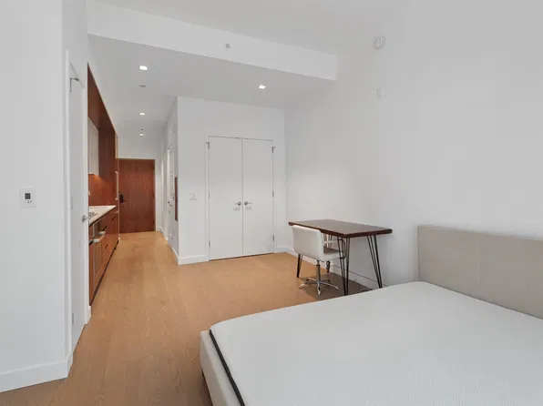 75 Park Ln S APT 320, Jersey City, NJ 07310