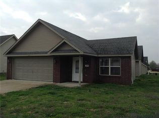 1110 E Courage, Siloam Springs, AR 72761