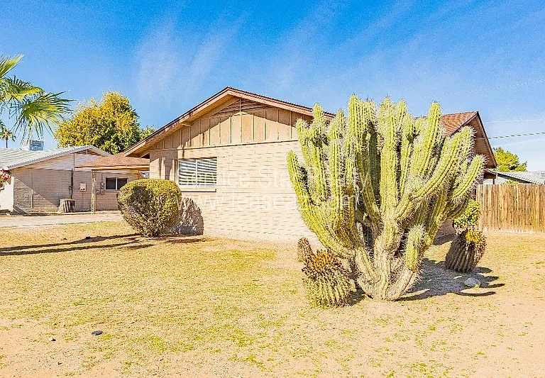 532 W Dublin St — Photo 44
