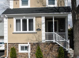 239 Maple Ave, Wallington, NJ 07057