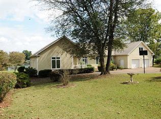 2717 Thicket Rd, Soddy Daisy, TN 37379