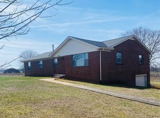 5281 Burgess Falls Rd, Baxter, TN 38544