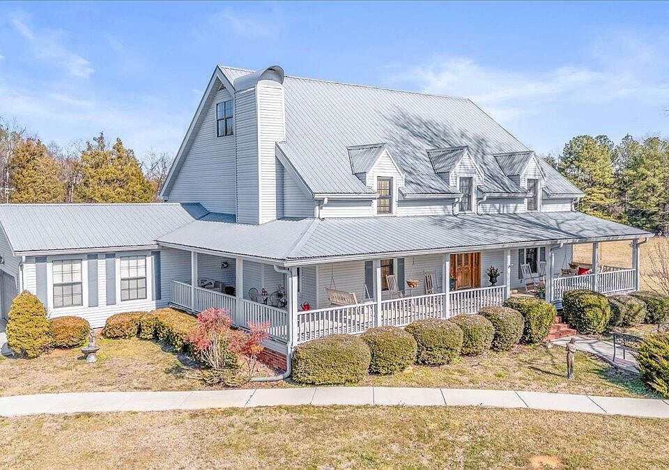 1st image of 190 Vaughn Dr