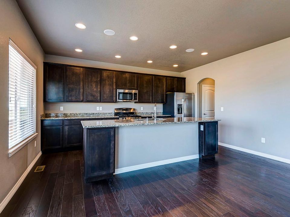 Kitchen Island and Bar Stool Seating