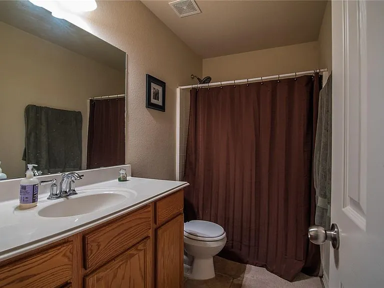 1412 Kittyhawk Dr — Photo 25