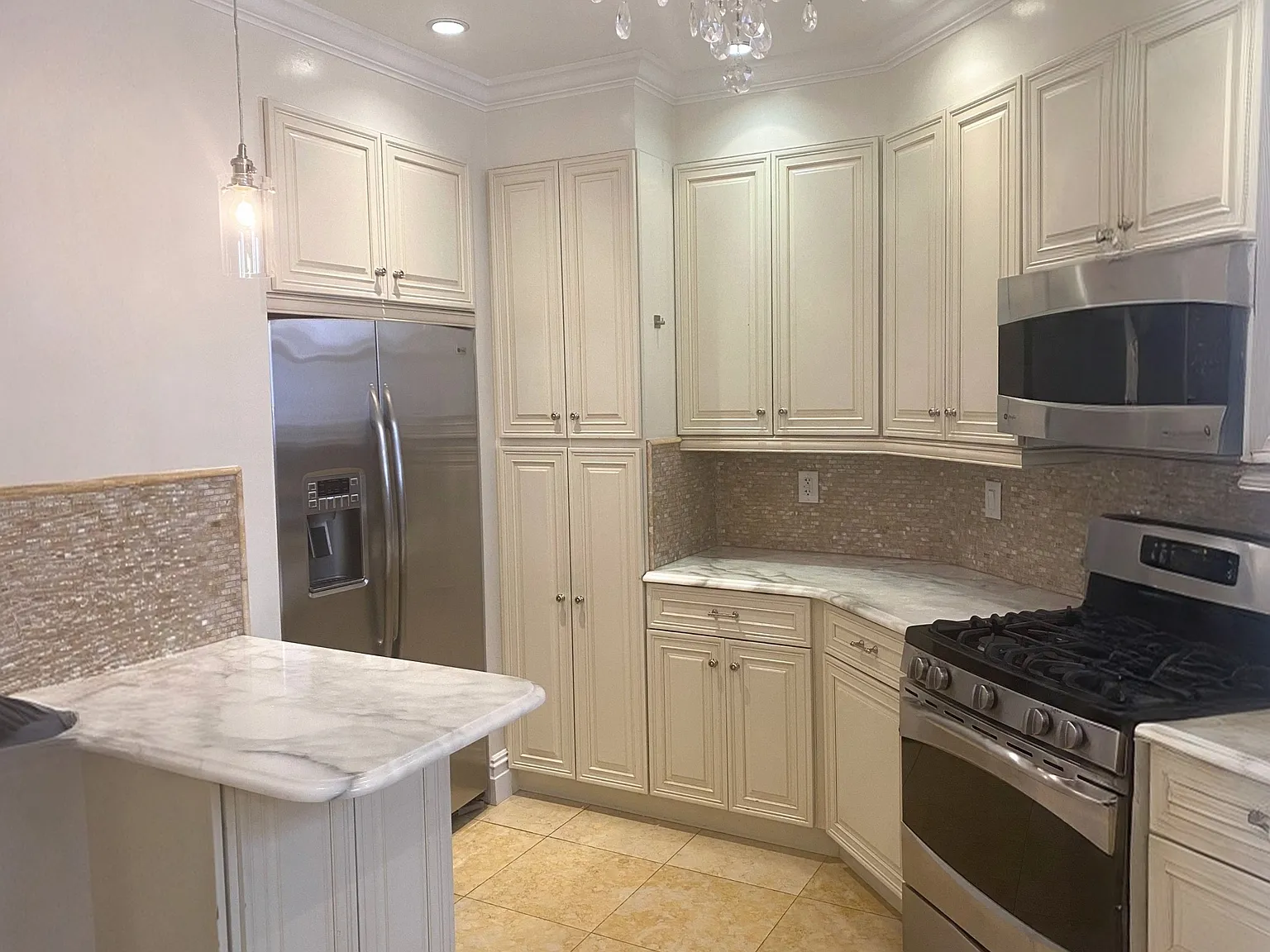 1240 Park Avenue — Photo 4