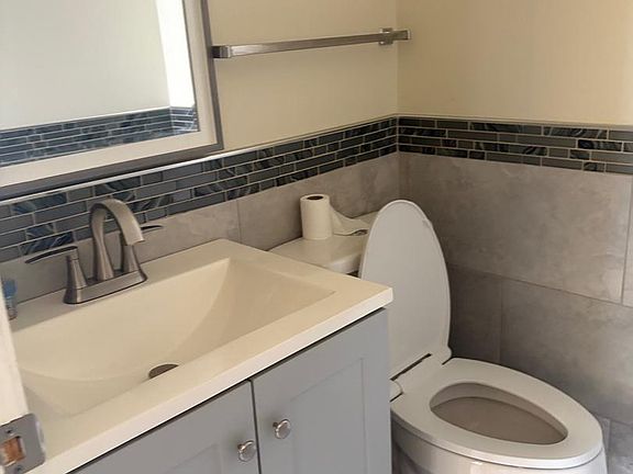 4th image of 7828 Michele Dr