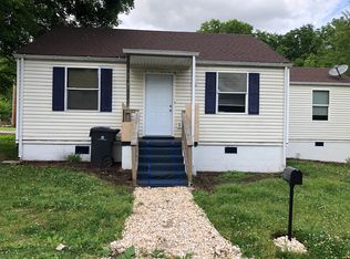 1620 Iroquois St, Knoxville, TN 37915