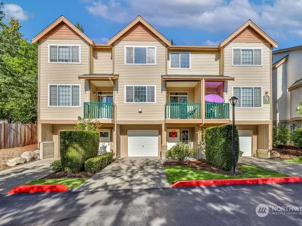 4752 Whitworth Place S #N-102, Renton, WA 98055