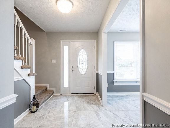 4th image of 5879 Canoga Ct