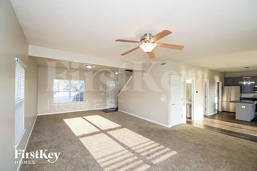 8728 N Springview Dr Photo 1