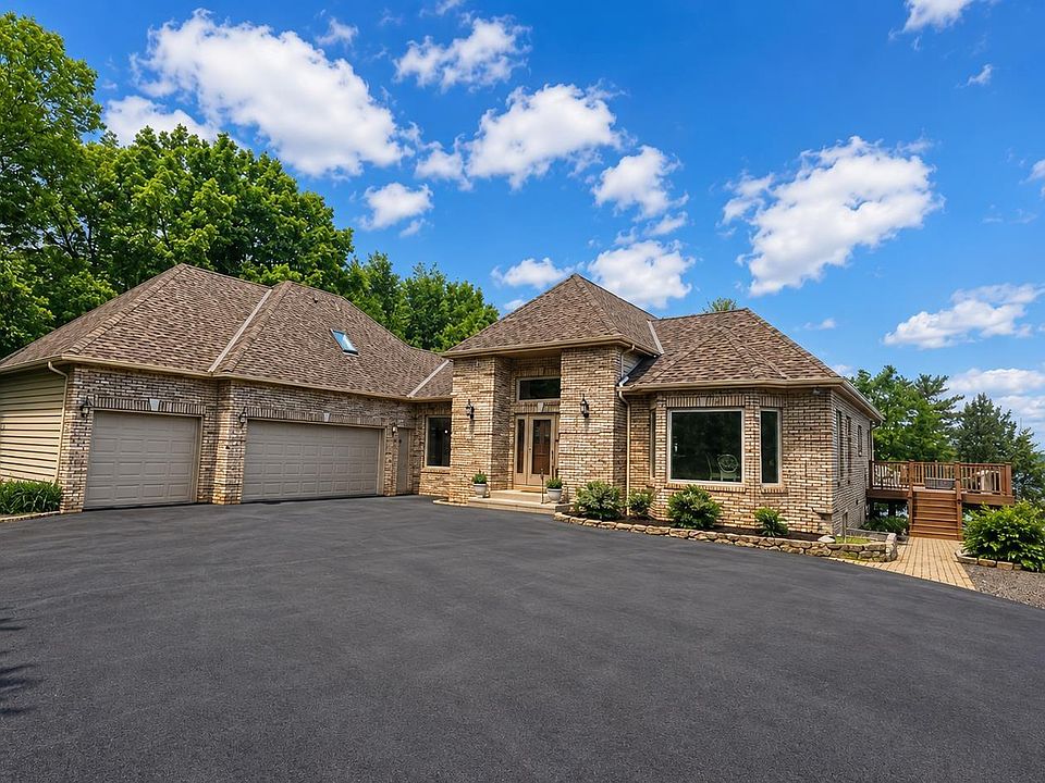 1st image of 4875 Lakeway Dr