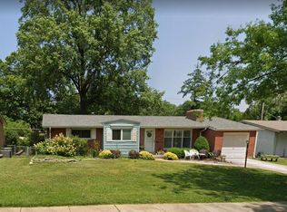 621 Laven Del Ln, Saint Louis, MO 63122