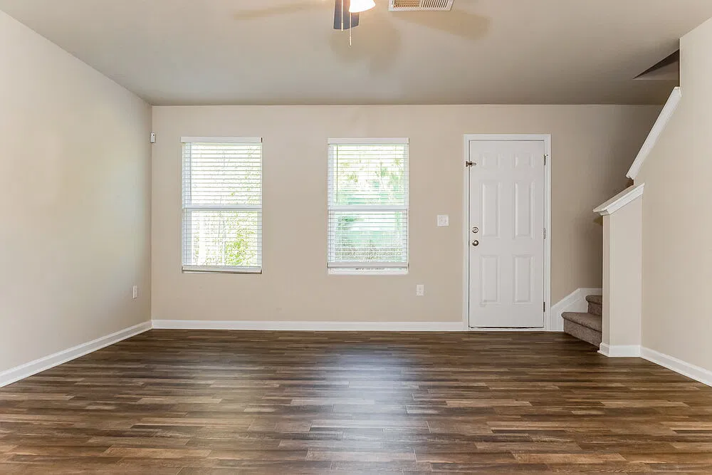 3 bed, 2.5 bath, 1503 sqft, $1,940 — Photo 4