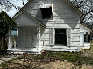 2816 Leahy St, Muskegon Heights, MI 49444