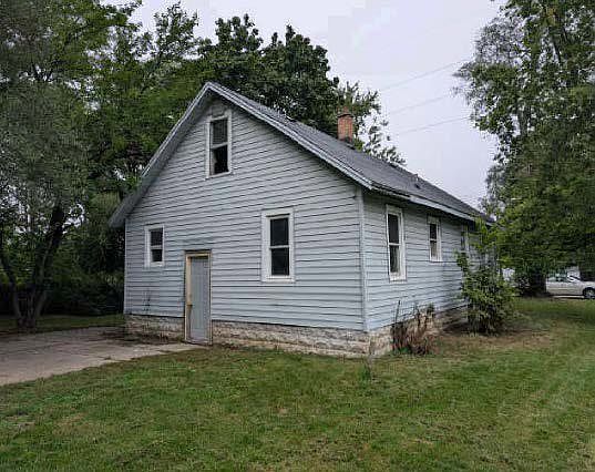 4th image of 432 Detroit St