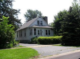 3739 Green St, Steger, IL