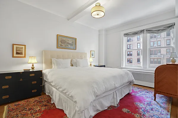 Sold by Compass | media 6