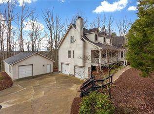 1230 Cox Rd, Roswell, GA 30075