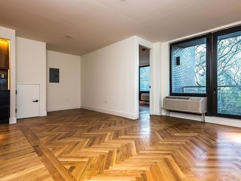 1st image of 1 Duffield St #320F
