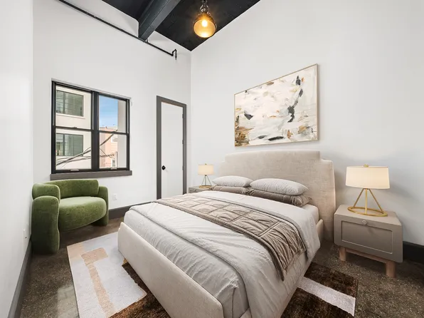 255 18th Street image 4 of 36