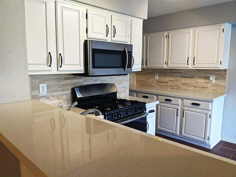 11831 Meadowchase Dr — Photo 9