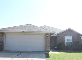 428 Hidden Creek Way, Oklahoma City, OK 73117
