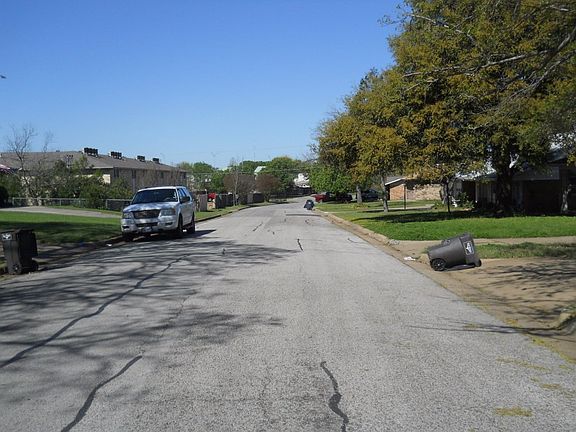 5th image of 6625 Yolanda Dr