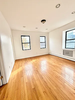Rented by Compass | media 5