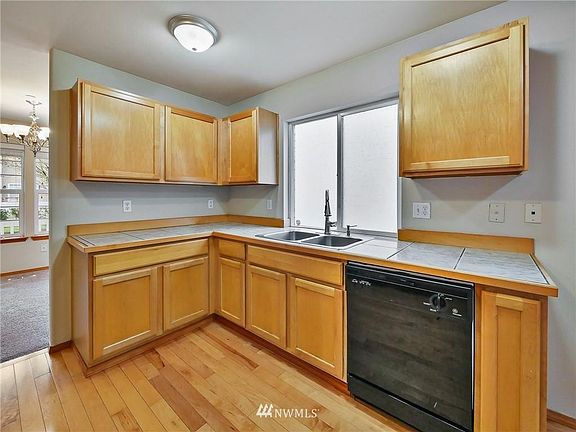 2nd image of 2085 McDonald Ave