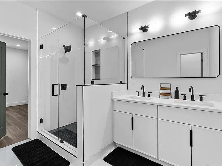 598 Formwalt St SW #B — Photo 22