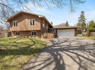 10223 Rich Cir, Bloomington, MN 55437