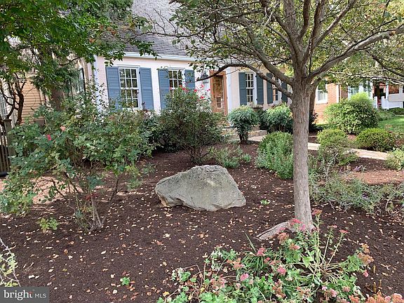 2nd image of 600 N Ivy St