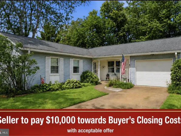 8916 Portner Ave, Manassas, VA 20110