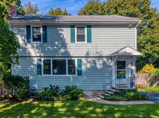 4 Rockland Rd, Marblehead, MA 01945