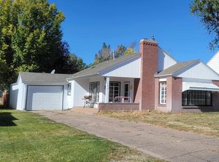 306 W 1st St, Oshkosh, NE 69154