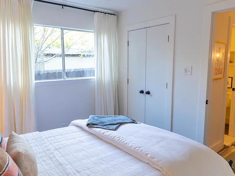 5516 Roosevelt Ave #206 — Photo 27