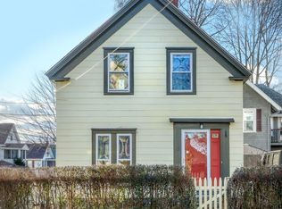 55 Pleasant St, Wakefield, MA 01880