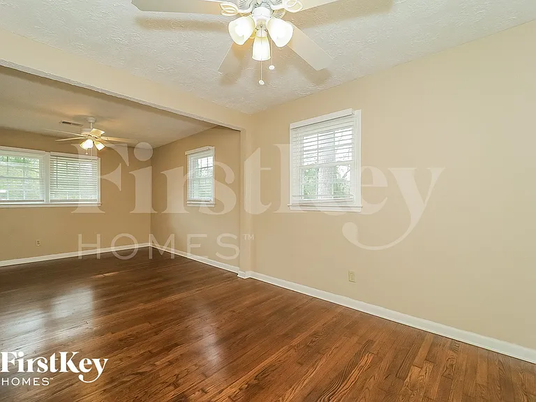 1300 Anderson Mill Rd — Photo 8