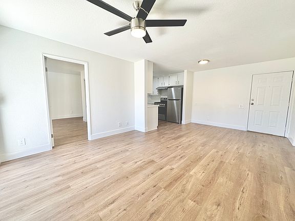 5th image of 332 Lime St APT 3