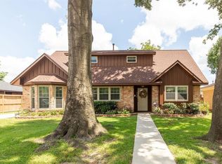 2609 Peach Ln, Pasadena, TX 77502