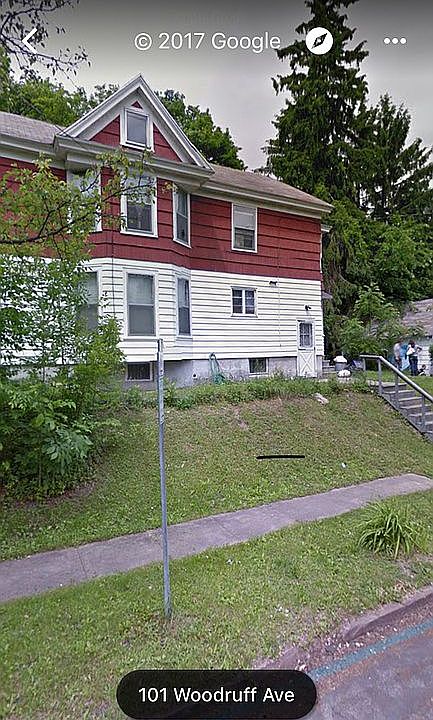 2nd image of 105 Elsner St