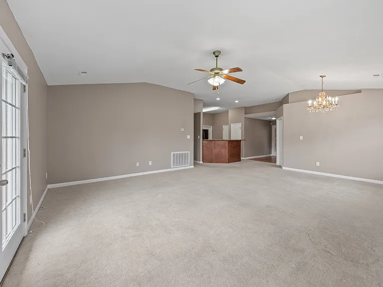 409 Summer Cove Cir NW — Photo 17